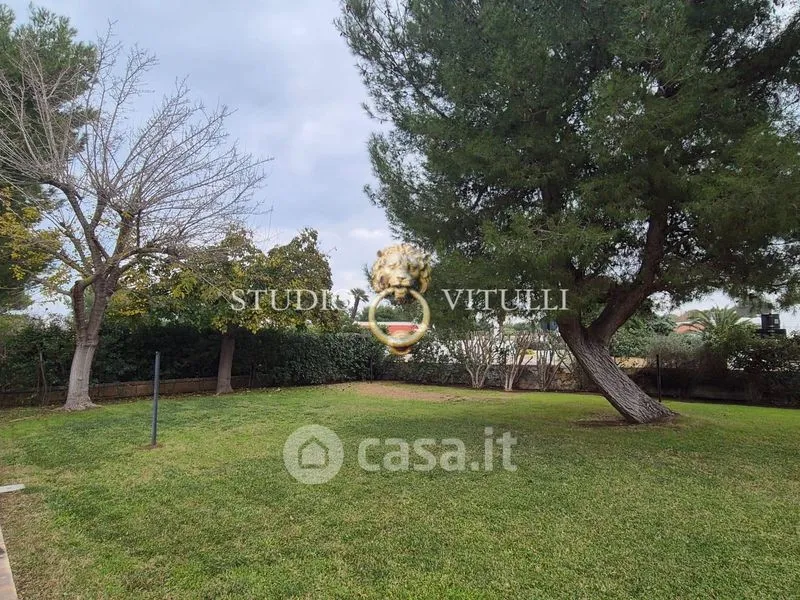 Jardin - Rustic Villa with Patio in Ostuni