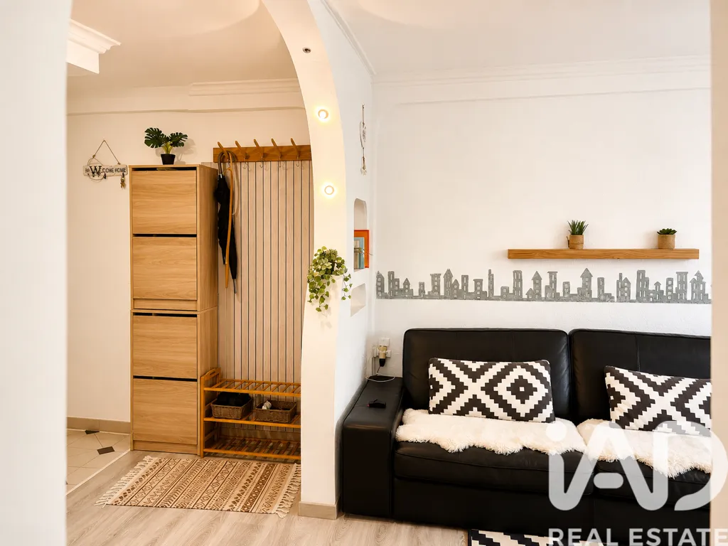 Living Room - Apartment with Garden and Sea View in Málaga