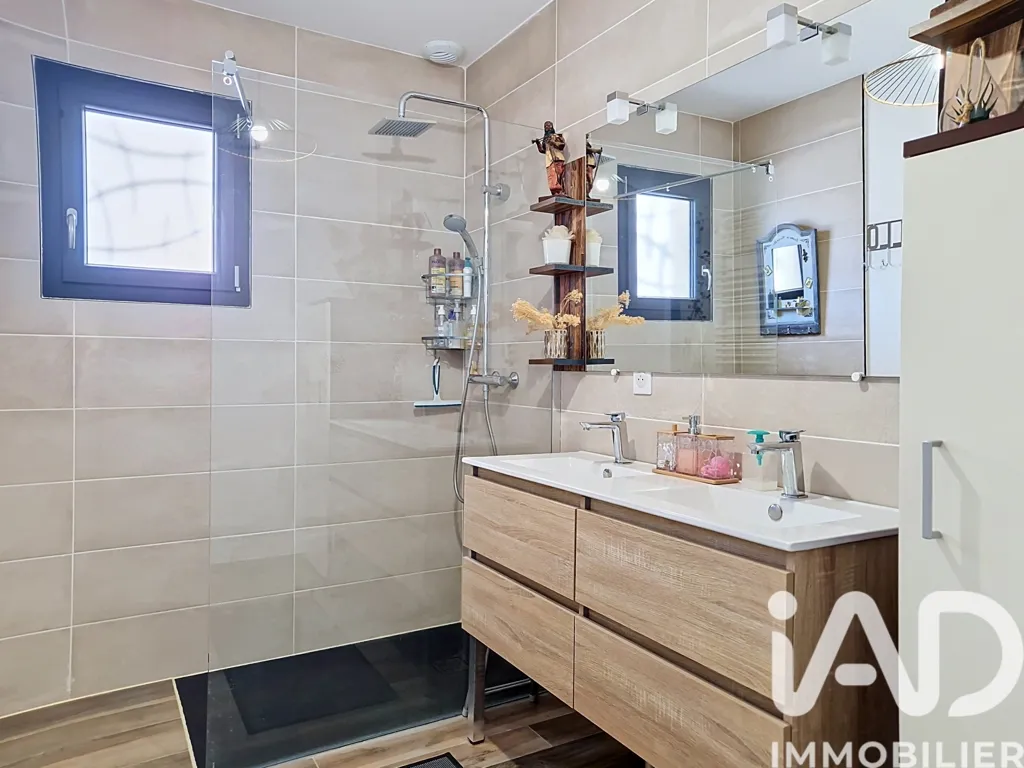 Bagni - Modern House with Jacuzzi Garden in Roujan