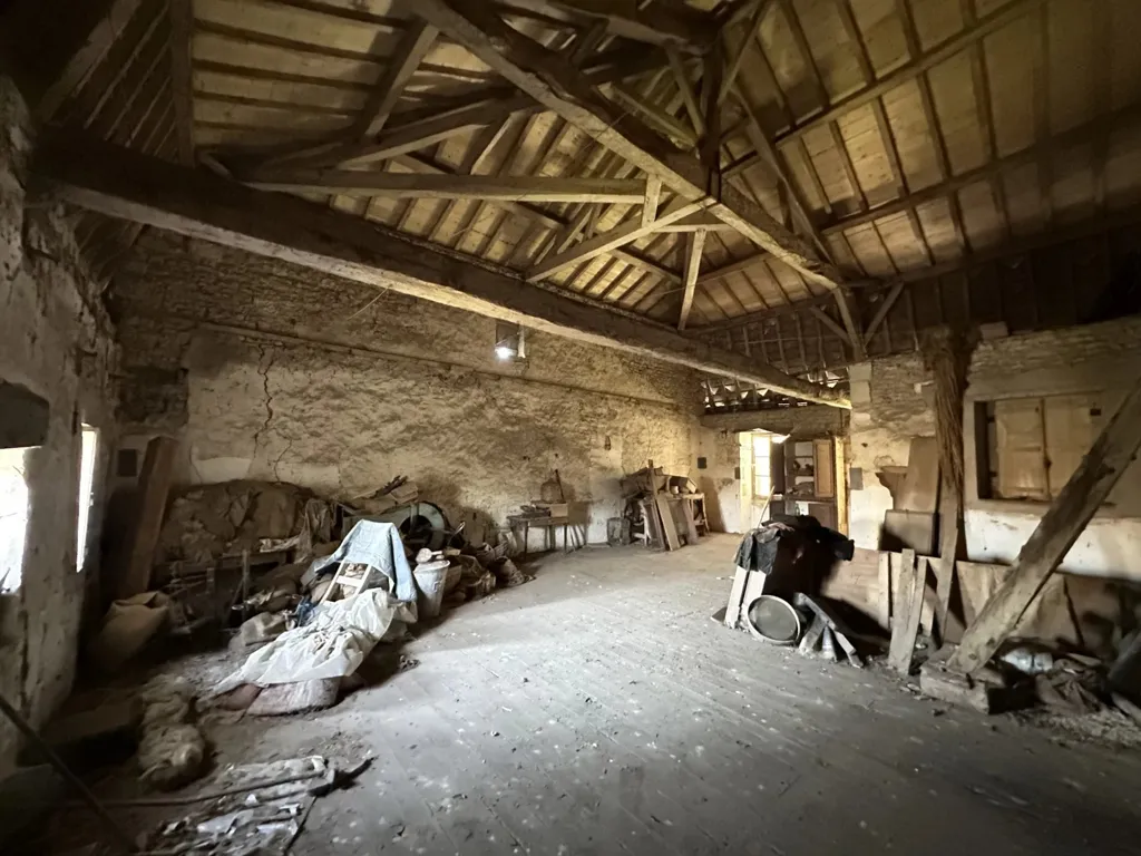 Pièces - Maison Bourgeoise avec Dépendances et Gros Potentiel à Thouars
