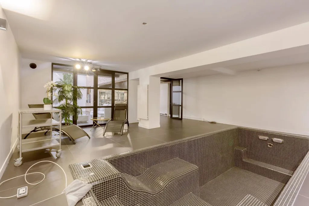 pool_area