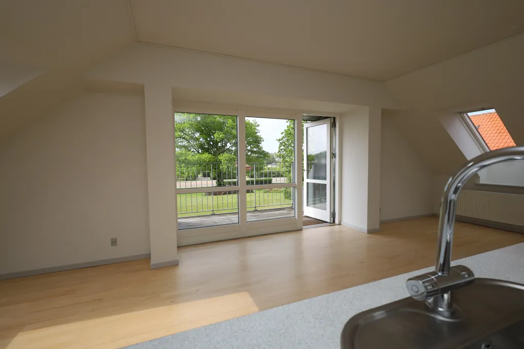 Köök - Apartment with Balcony in Aunslevparken