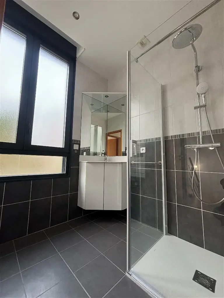 3-room apartment in Sens