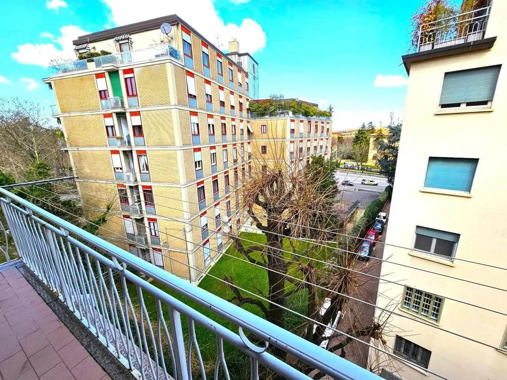Balcone - Penthouse with Panoramic Views in Bologna