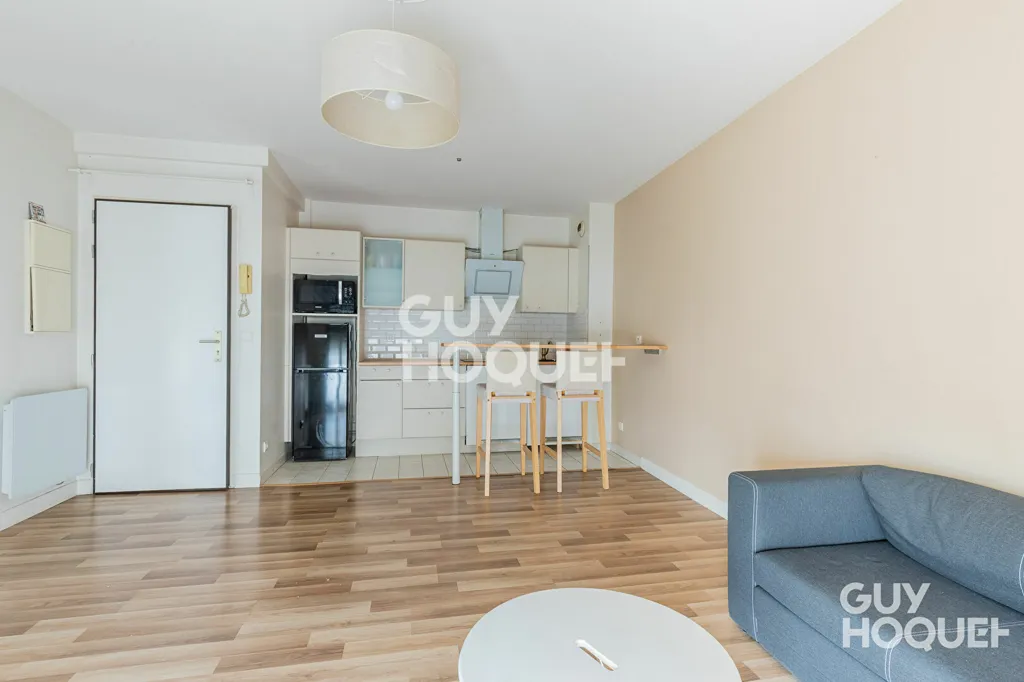 Séjour - Appartement T2 Calme à Morangis