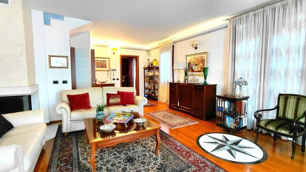 Soggiorno - Luxury Terraced House with Pool in Parma