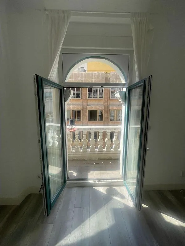Rooms - Apartment with Balcony in Valladolid Centre