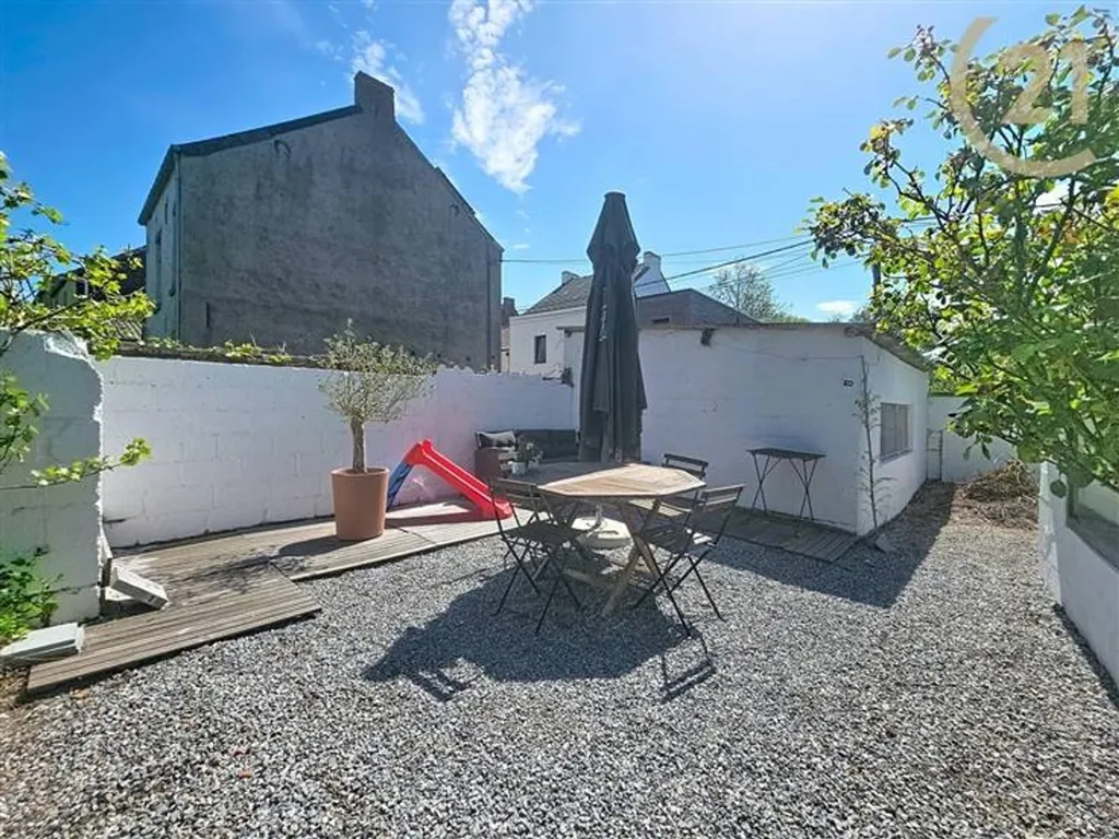 Garden - Renovated 3-Faced House with Terrace in Genappe