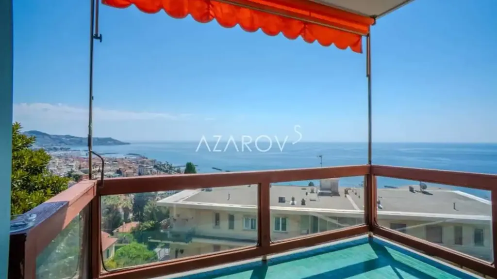 Balcon - Luxury Triplex with Sea View in Sanremo