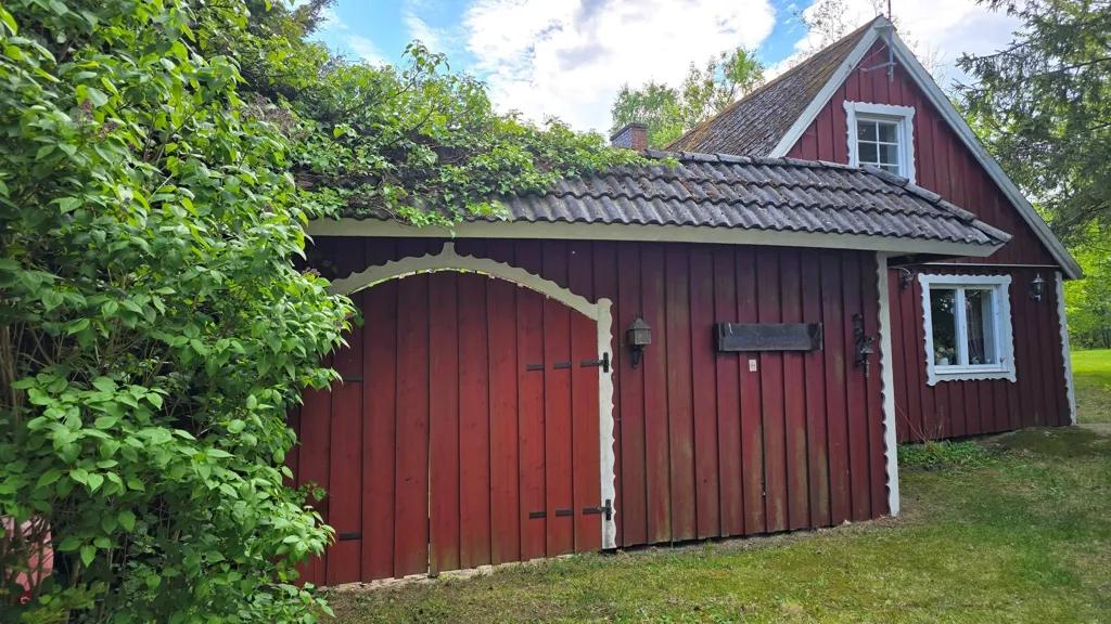 5-toaline maja asukohas Örkelljunga kommun
