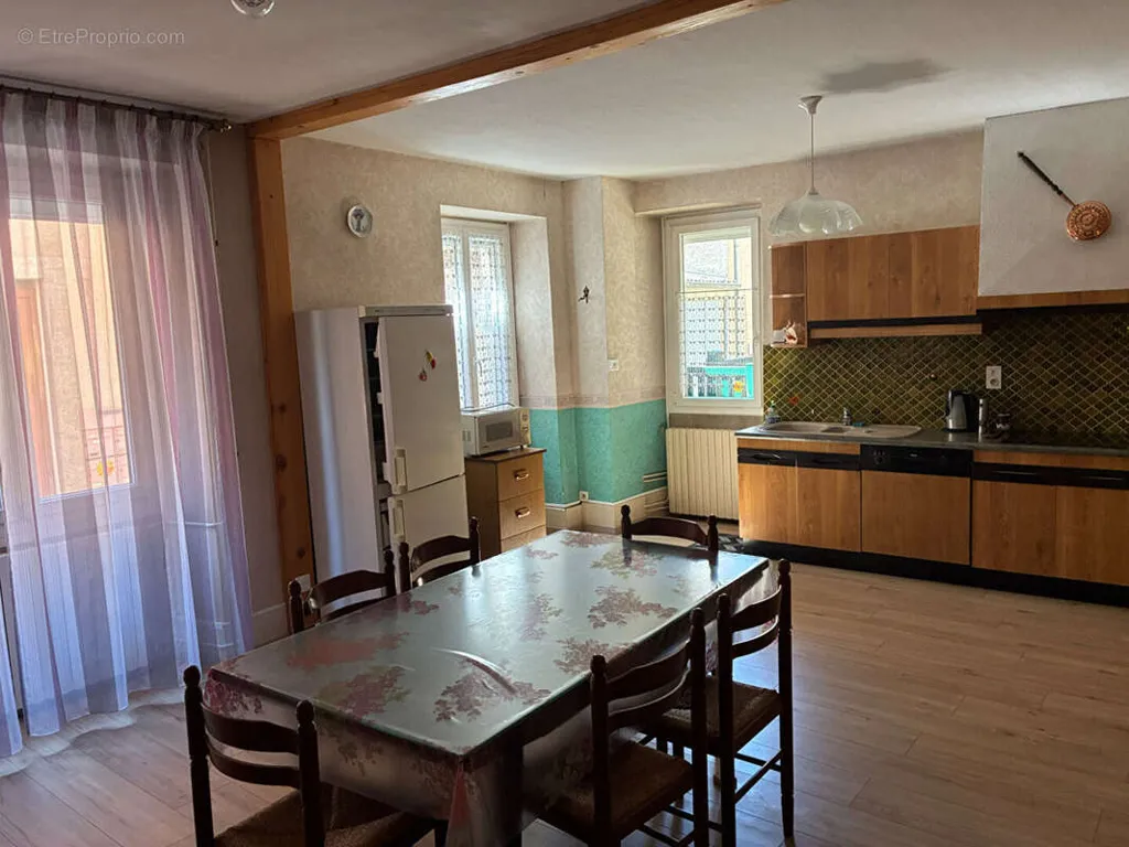 Maison 5 pièces à Voray-Sur-L'ognon