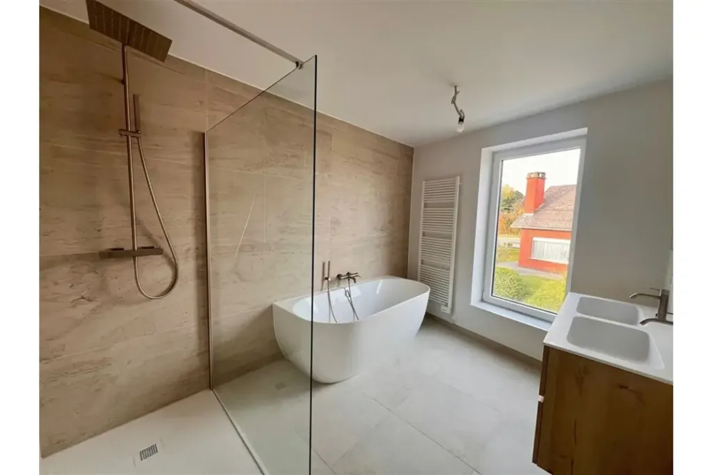 Bathrooms - Contemporary House with Garden in Korbeek-Dijle