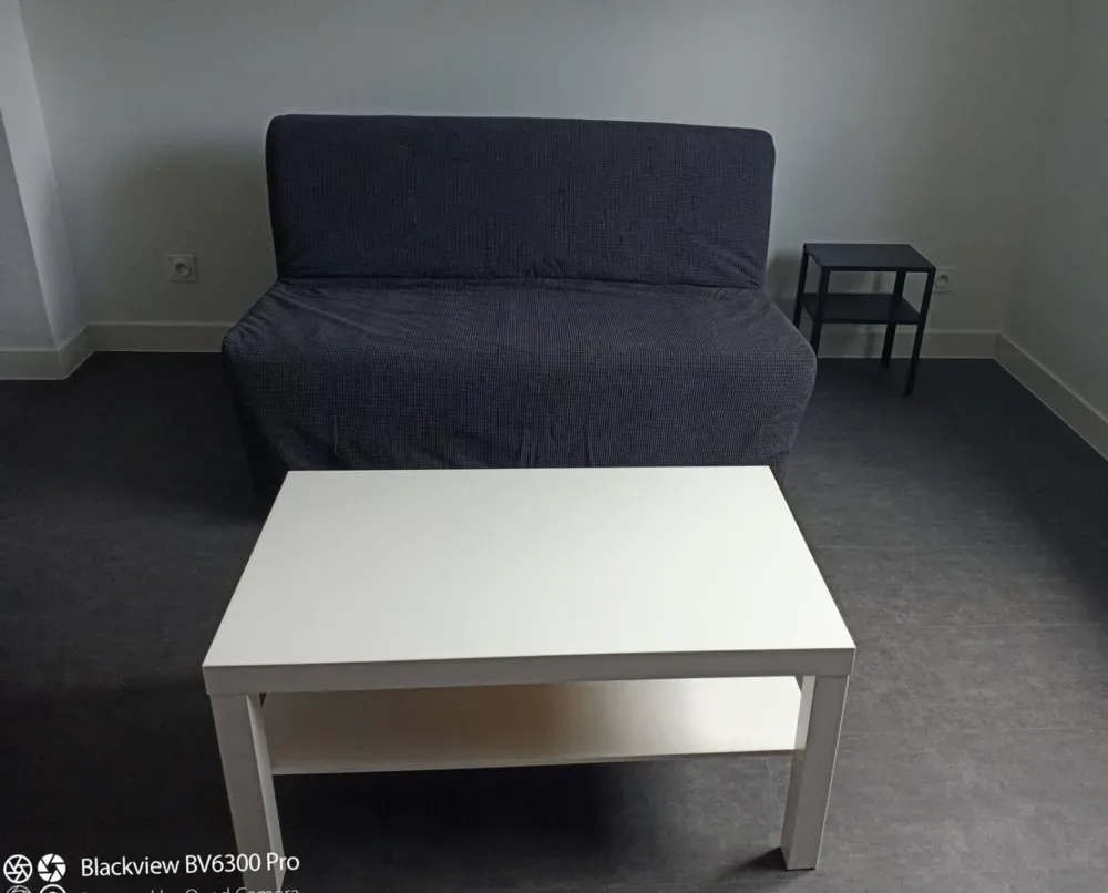 Séjour - Studio Meublé avec Parking à Cholet
