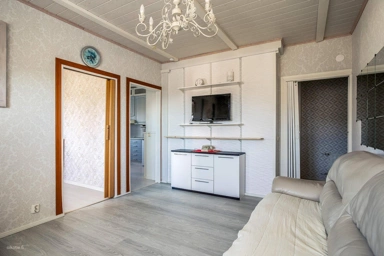 Wohnzimmer - Ground Floor Apartment with Private Entrance in Lahti Centre