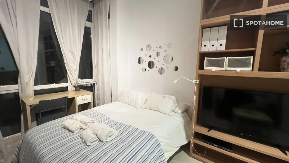 Magamistoad - Furnished Studio in Universidad, Madrid