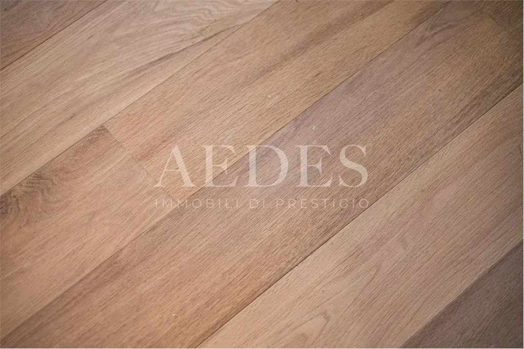 Pièces - Retrofitted Flat in Historic Centre, Modena