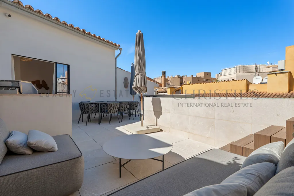Terrasse - Townhouse with Rooftop Pool in Palma