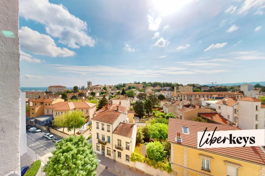 Balcone - Duplex Apartment with South-West View in Saint-Just