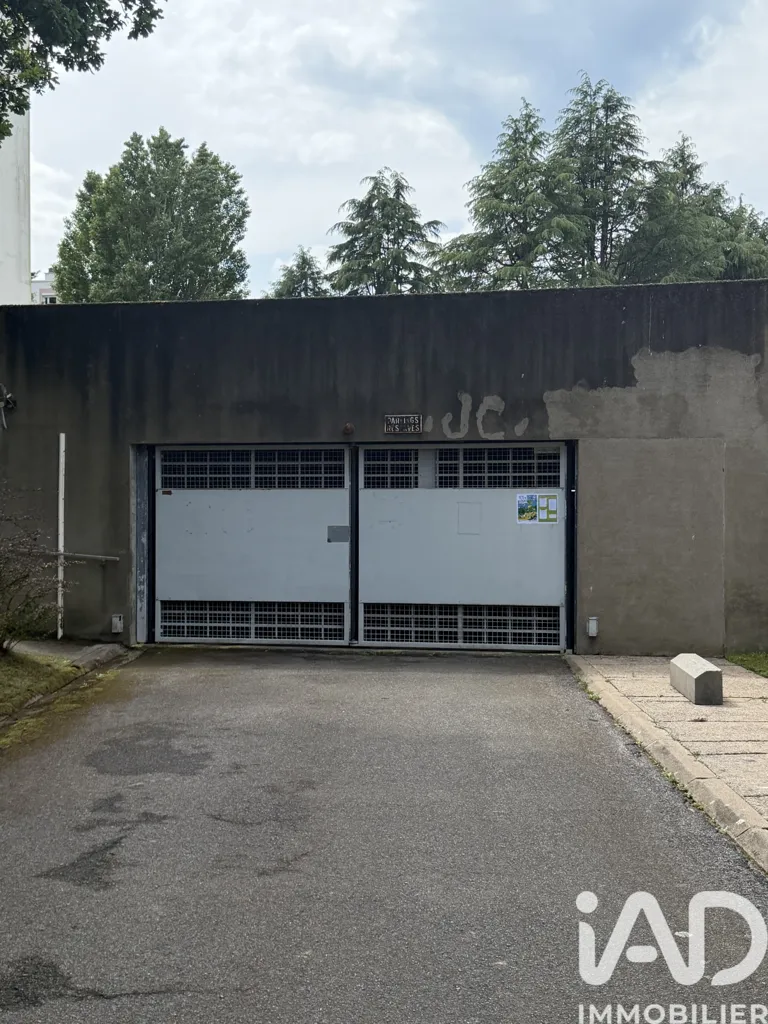 Välivaade - Secure Garage in Golf Residence, Saint-Herblain