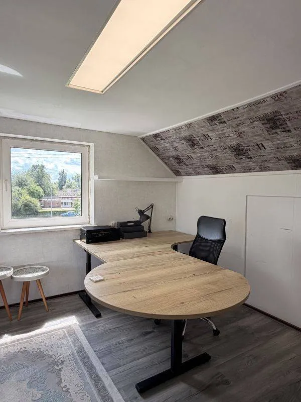 Studio - Corner House with Garden in Eindhoven