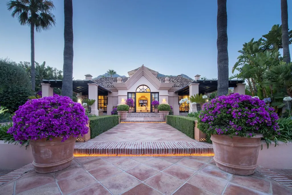 Jardin - Luxury Villa with Infinity Pool in Sierra Blanca