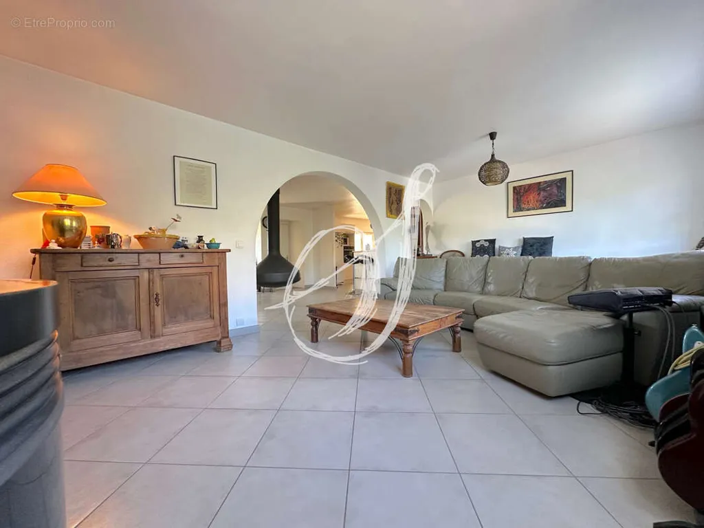 Séjour - Villa avec Piscine sur les Hauteurs de Montpellier