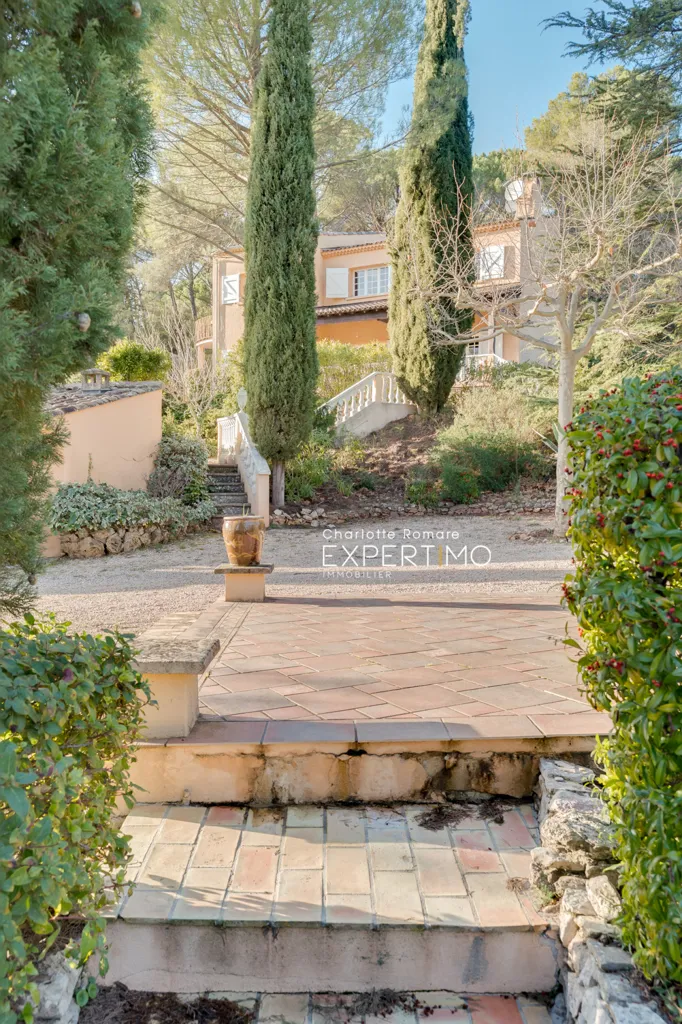 Jardin - Villa avec Piscine et Vue Panoramique au Val