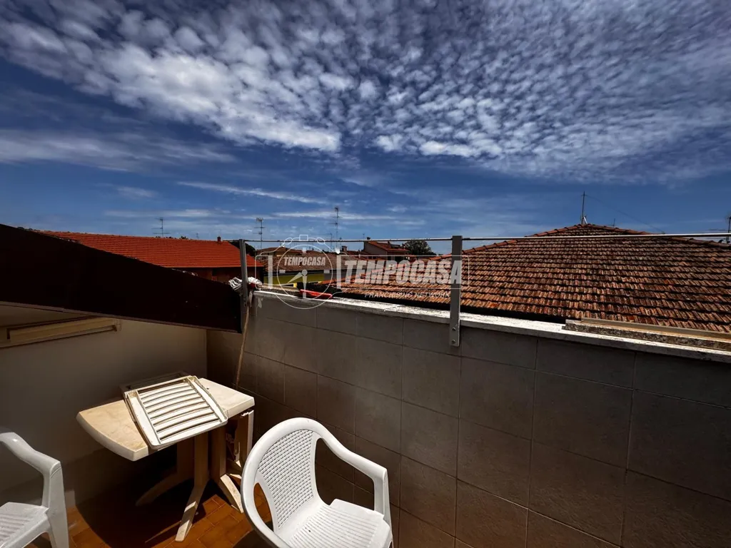 Terrass - Two-Level Apartment with Terrace in Comacchio Centre
