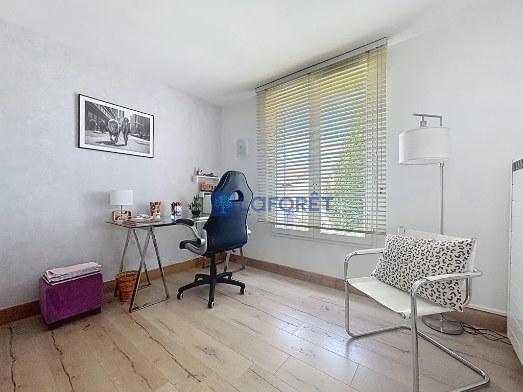 Studio - House with Garden in Morangis