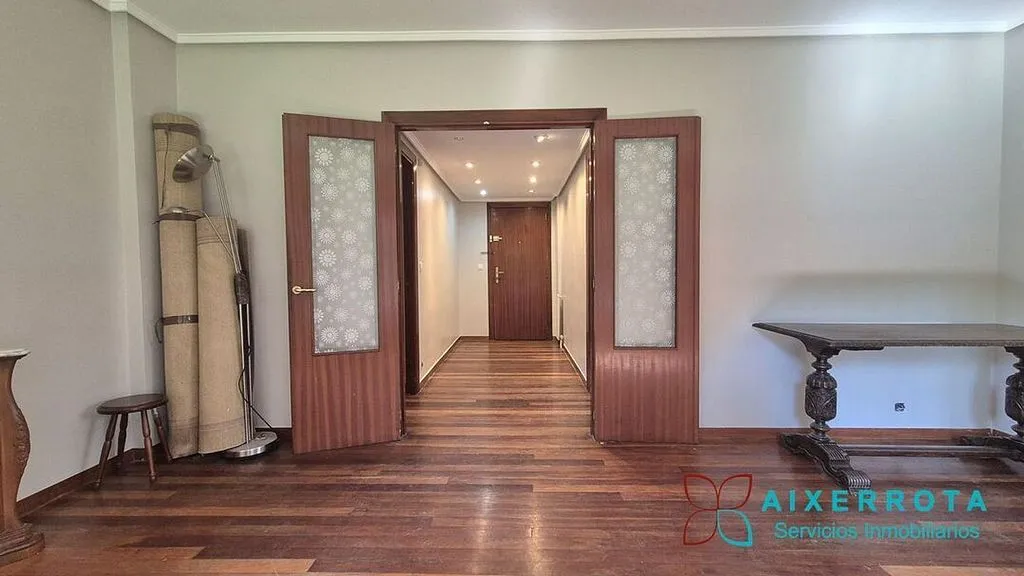 Hallway - Ground Floor Flat with Garden in Algorta, Getxo