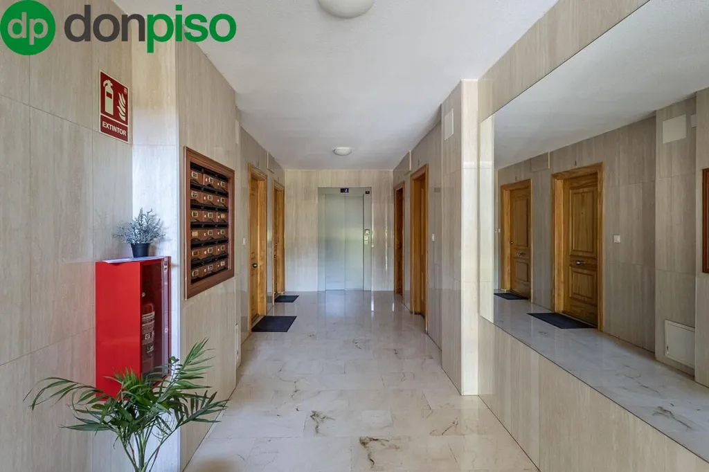 Esik - Apartment with Garage in Huetor, Granada