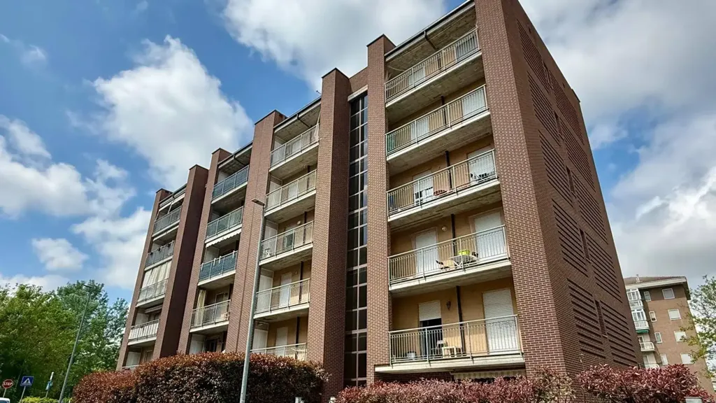 Välivaade - Apartment with Balcony in Alessandria