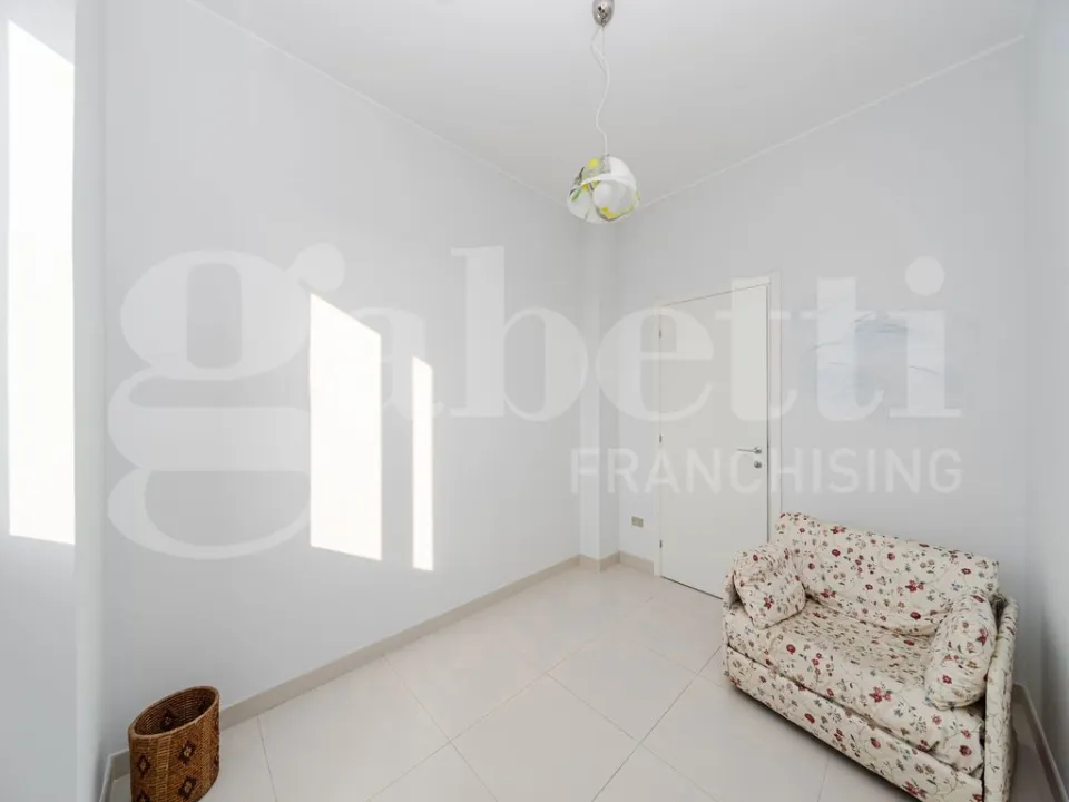 Chambres - Modernised Apartment with Balcony in Monza