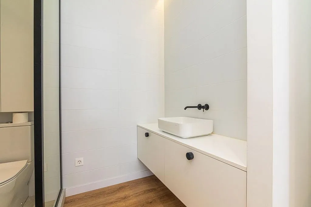 Bathrooms - Semi-New Flat with Pool in El Travaló, Elche