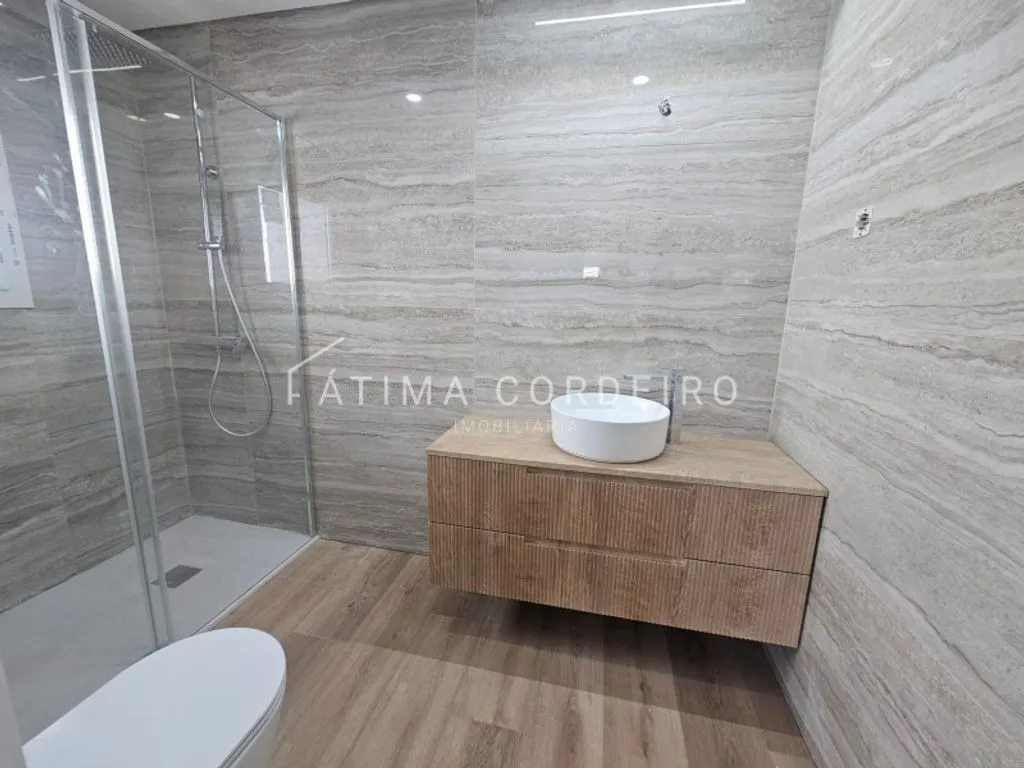 Salles de bain - Luxury Detached House with Pool in Charneca de Caparica