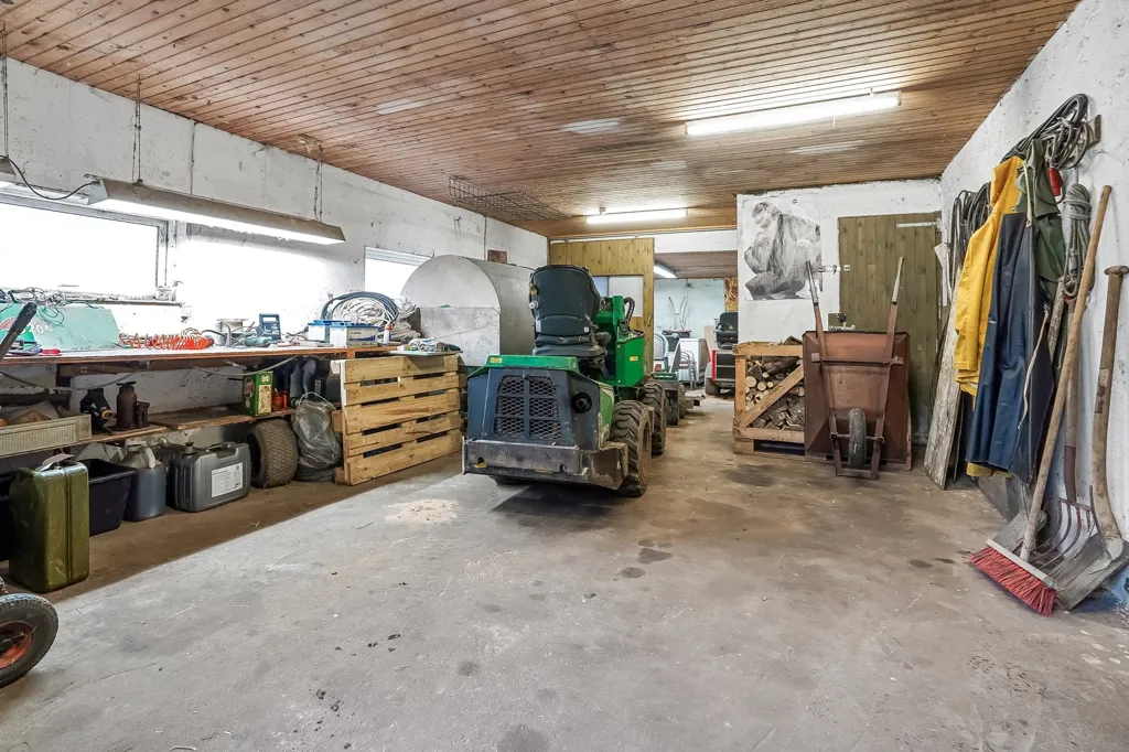 garage