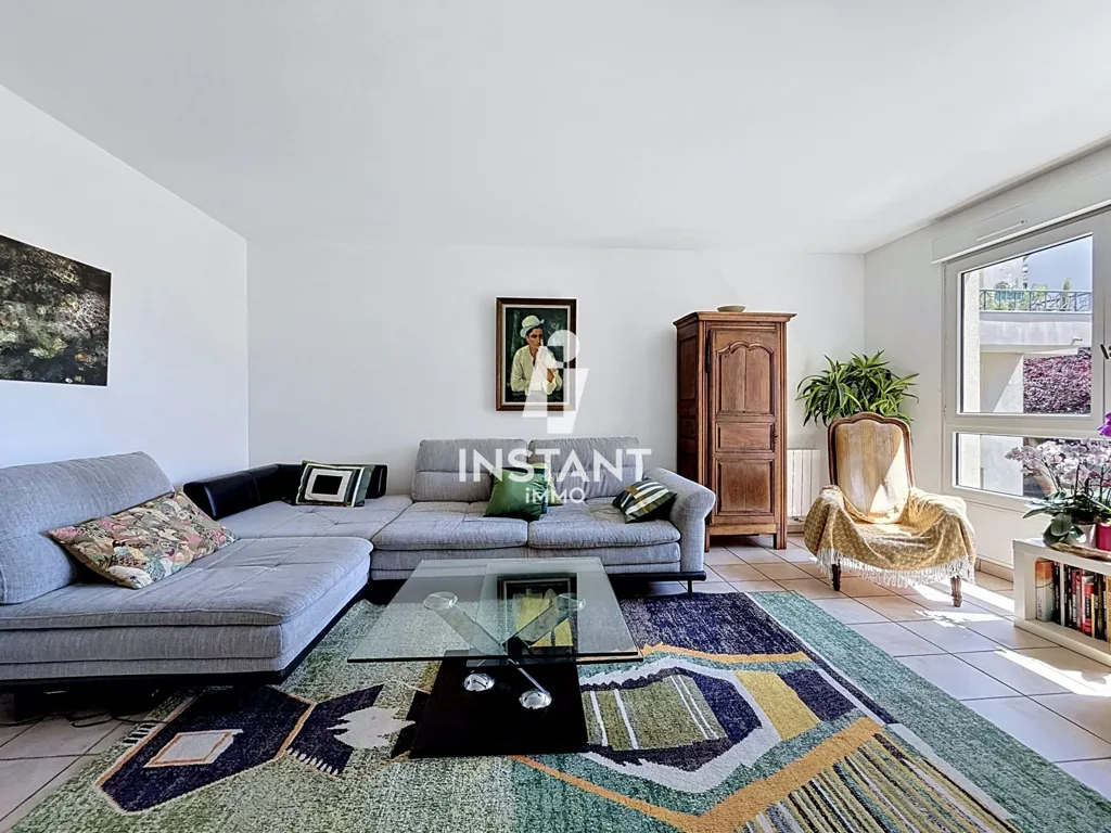 Elutuba - Duplex with South Terrace in Bry-Sur-Marne