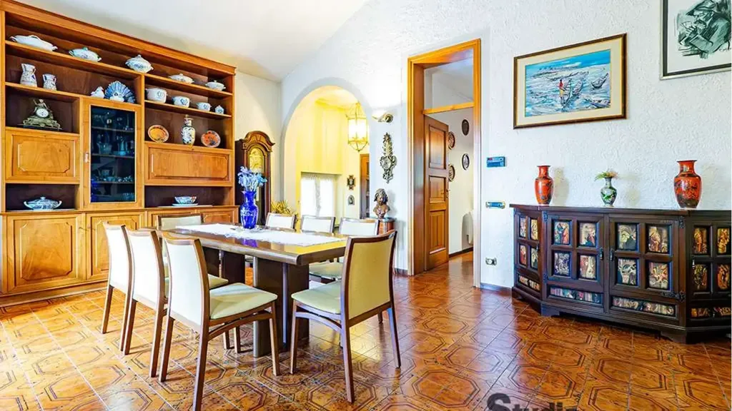 Salle à manger - Luxury Villa with Panoramic View in Ello