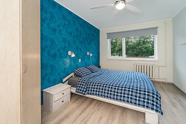 Magamistoad - Apartment with Separate Bathrooms in Mustamäe, Tallinn
