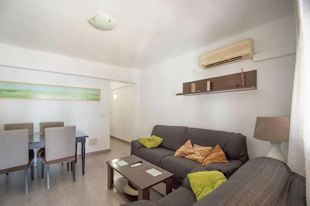 Elutuba - Student Flat with Sea View in El Zapillo