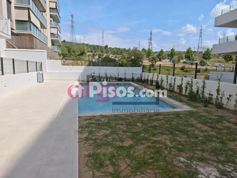 Bassein - T2 Apartment with Pool in Llevant