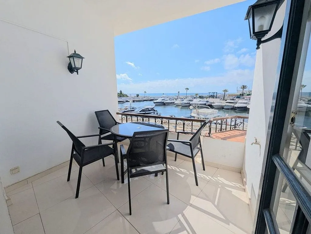 Terrass - Penthouse with Pool in Puerto Cabopino