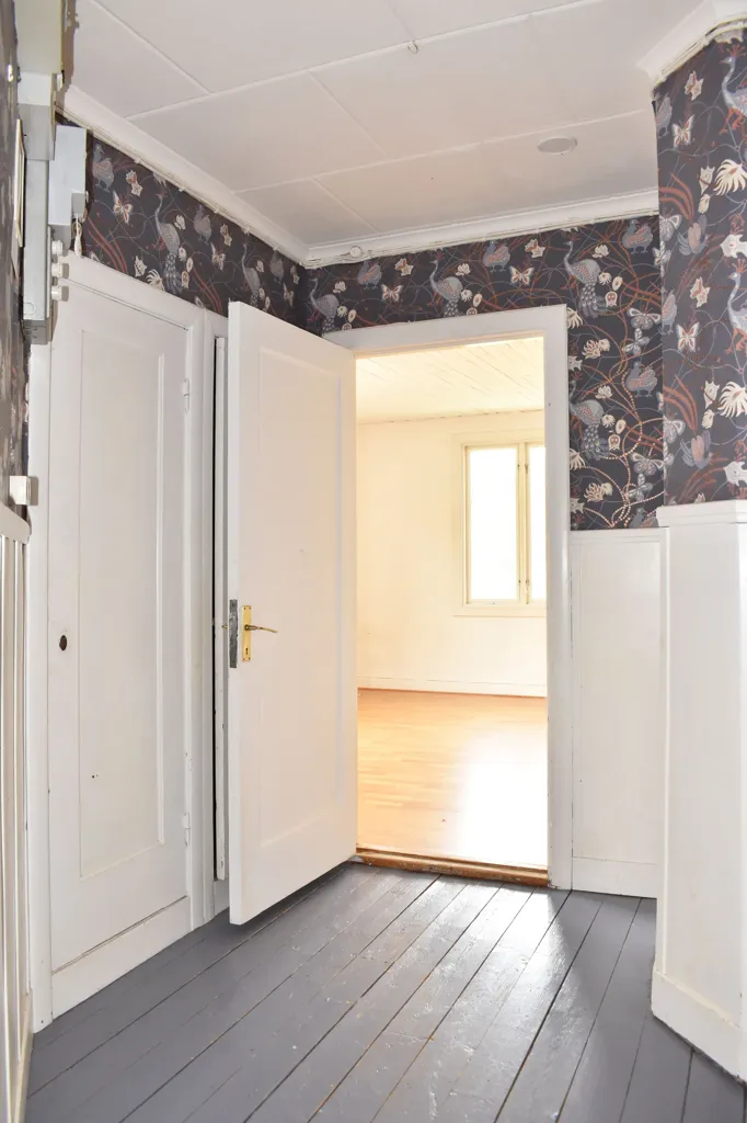 Esik - Spacious Villa with Open Plan in Korsberga