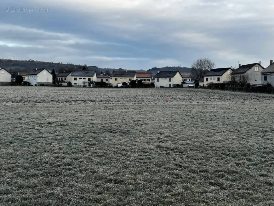 Jardin - Terrain avec Jardin près d'Aurillac