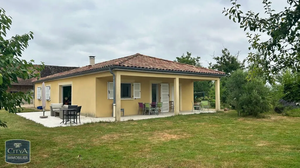 Extérieur - Villa Indépendante avec Terrasses à Cuisery