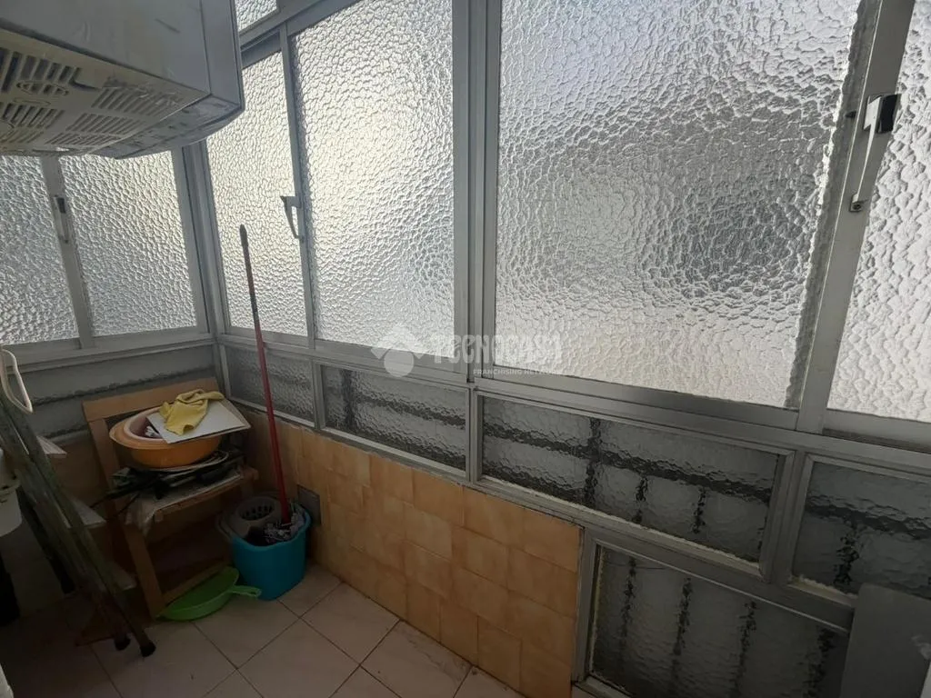 Cuisine - Two-Bedroom Flat in Central Madrid