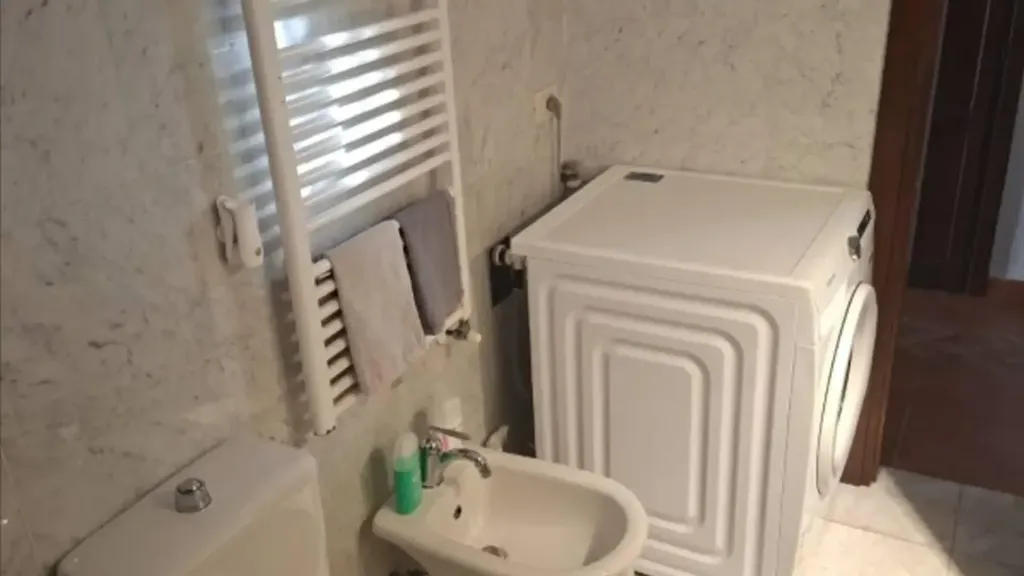 Bathrooms - 3-room house in IT