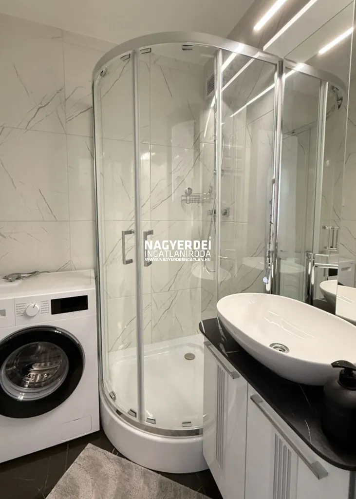 Bagni - Renovated Flat with Balcony in Debrecen