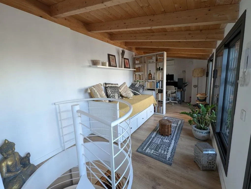 Séjour - Duplex Flat with Jacuzzi Terrace in Badalona