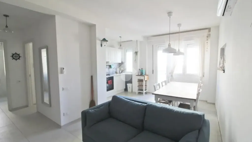 Séjour - Modernised Apartment with Balcony in Campomarino